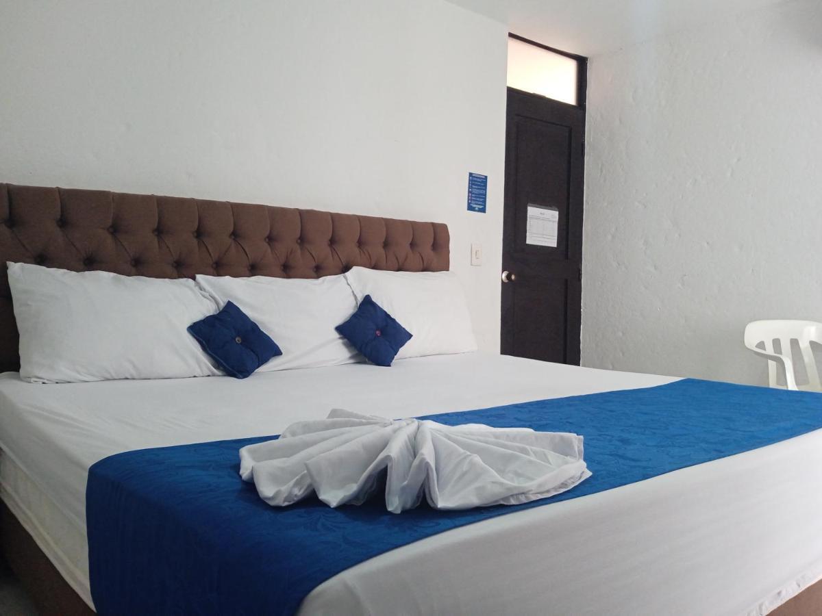 Blue Star Hotel Melgar Exterior foto