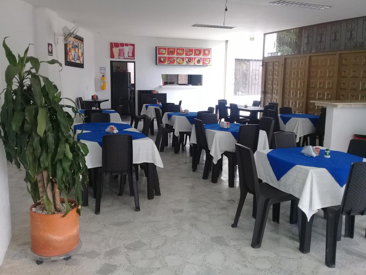 Blue Star Hotel Melgar Exterior foto